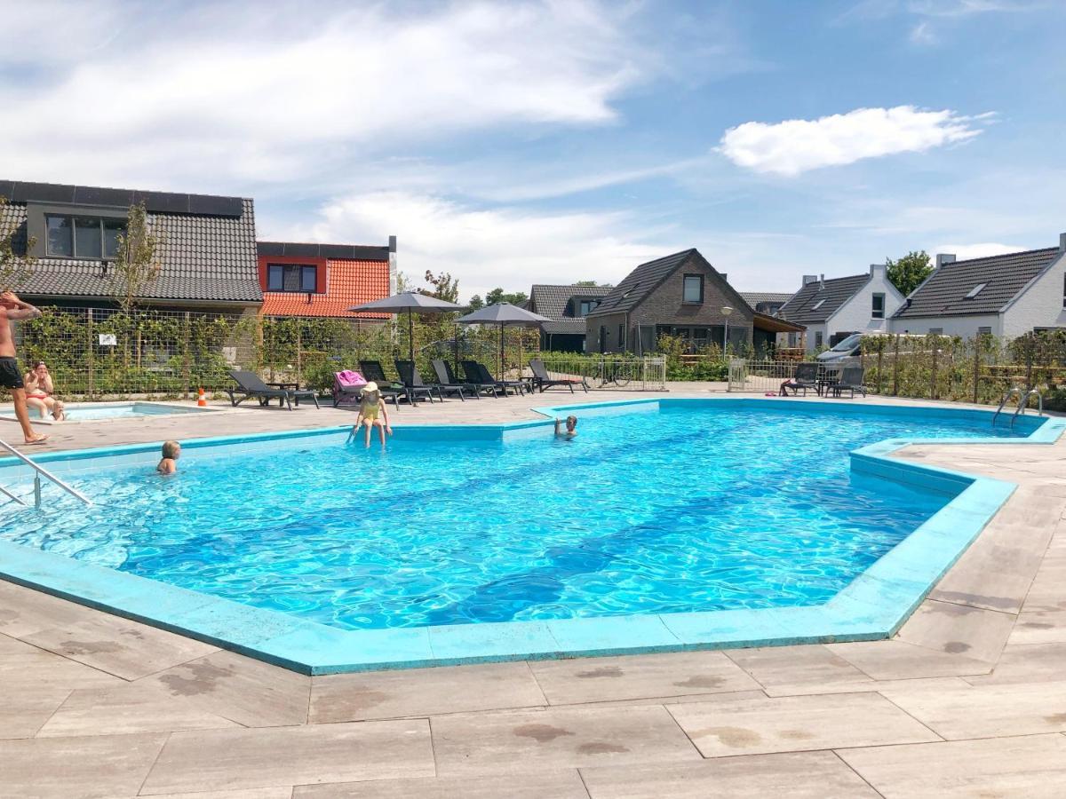 Chalet 579 Op Recreatiepark De Wielen 신트 마르턴 외부 사진